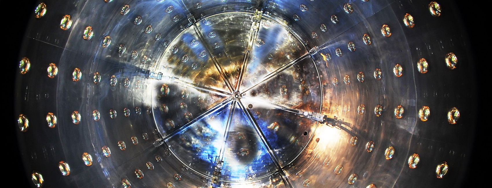An antineutrino detector at Daya Bay Neutrino Experiment.